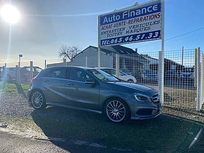 Mercedes-Benz Classe A 180 - /// Pack AMG ///-