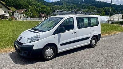 Peugeot Expert Tepee LONG 1.6 HDI 90 CONFORT COMBI 6PL