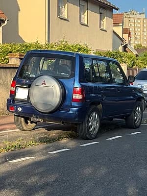Mitsubishi Pajero MITSUBISHI PAJERO 1,8 PININ climatisée