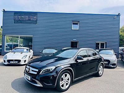 Mercedes-Benz Gla (2) 220 D SENSATION 4MATIC 7G-DCT