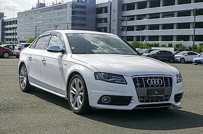 Audi S4 3.0 V6 TFSI 333 QUATTRO S-TRONIC 7