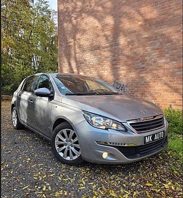 Peugeot 308 II (2) 1.6 BLUEHDI 100 S&amp;S STYLE