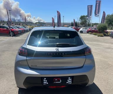 Peugeot 208 BUSINESS PureTech 100 S&S BVM6 Active