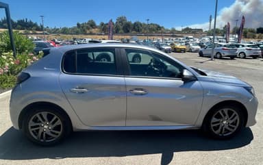 Peugeot 208 BUSINESS PureTech 100 S&S BVM6 Active