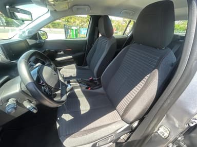 Peugeot 208 BUSINESS PureTech 100 S&S BVM6 Active