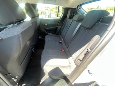 Peugeot 208 BUSINESS PureTech 100 S&S BVM6 Active