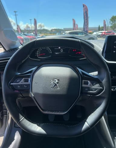 Peugeot 208 BUSINESS PureTech 100 S&S BVM6 Active
