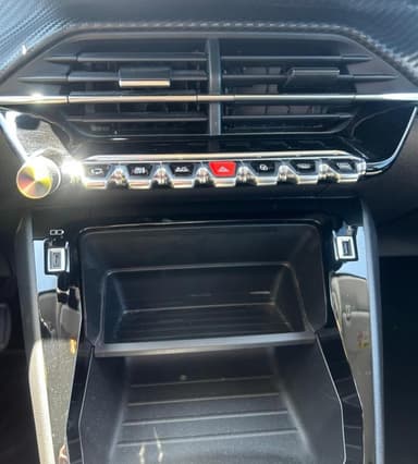 Peugeot 208 BUSINESS PureTech 100 S&S BVM6 Active