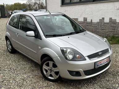 Ford Fiesta 1.3i Ambiente AIRCO/BLUETOOTH/GPS/GARANTIE 12 MOIS