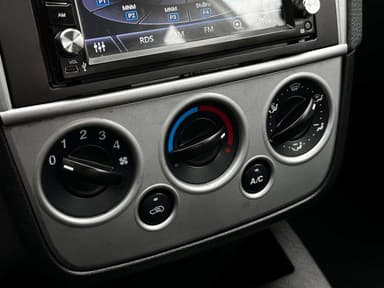 Ford Fiesta 1.3i Ambiente AIRCO/BLUETOOTH/GPS/GARANTIE 12 MOIS