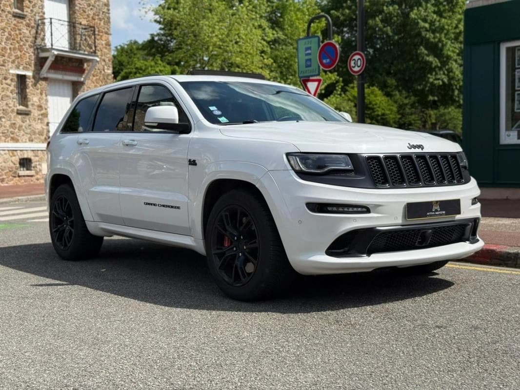 Jeep Grand Cherokee V8 SRT - Night edition