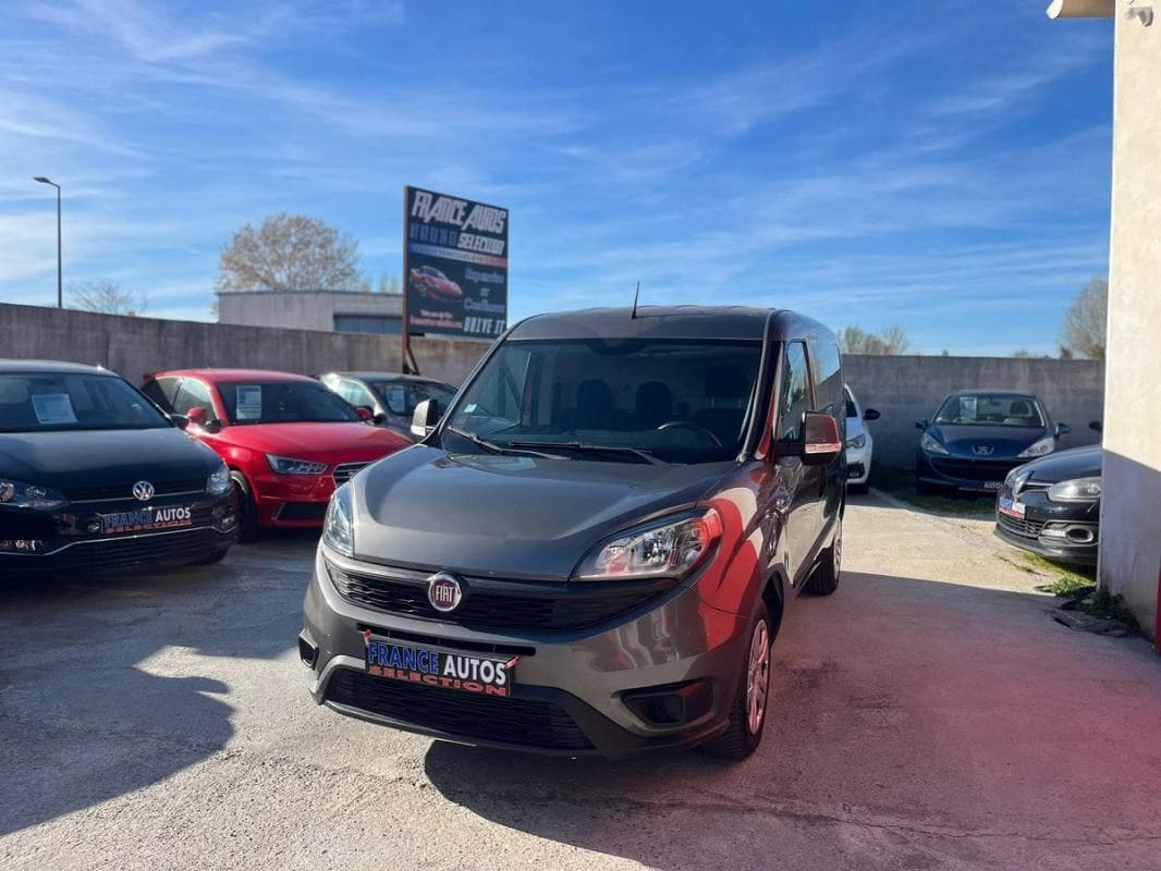 Fiat Doblo 1.3L JTD 95 CH 3 PLACES 1re MAIN | ENTIÈREMENT RÉVISÉE ET GARANTIE 12 MOIS EN EUROPE