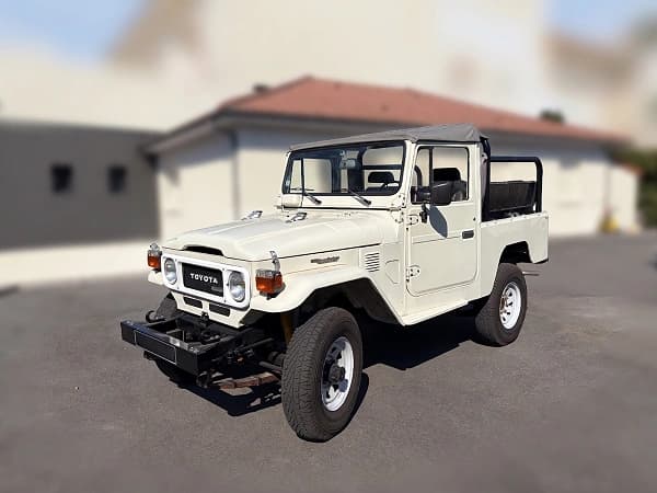 Toyota Land Cruiser BJ46 – Semi-long – Très bon état