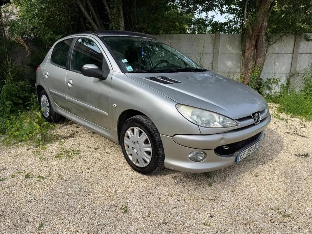 Peugeot 206 1.4 90 XT