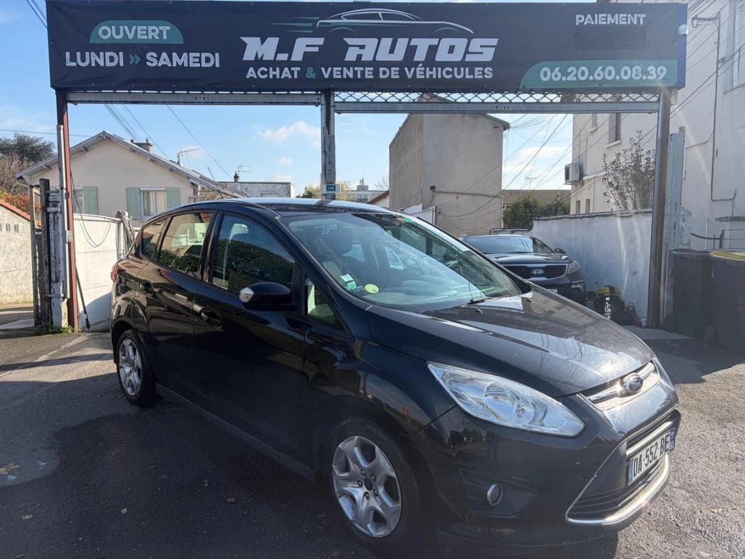 Ford C-max 2013 1.6L 110 TDCI Trend RADARS RÉGULATEURS PAYEMENT EN 3 Fois