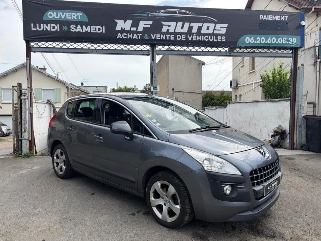 Peugeot 3008 2011 1.6L HDI 112ch Confort Pack Carnet d entretien RÉGULATEUR RADARS PAYER EN 3Fois