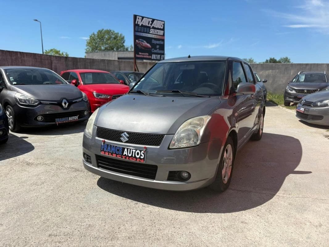 Suzuki Swift 1.3i 92 CH | ENTIÈREMENT RÉVISÉE ET GARANTIE 12 MOIS EN EUROPE