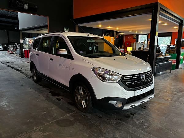 Dacia Lodgy ✔12 MOIS DE GARANTIE✔Lodgy Stepway 1.2 TCe Urban Explorer 7pl.✔