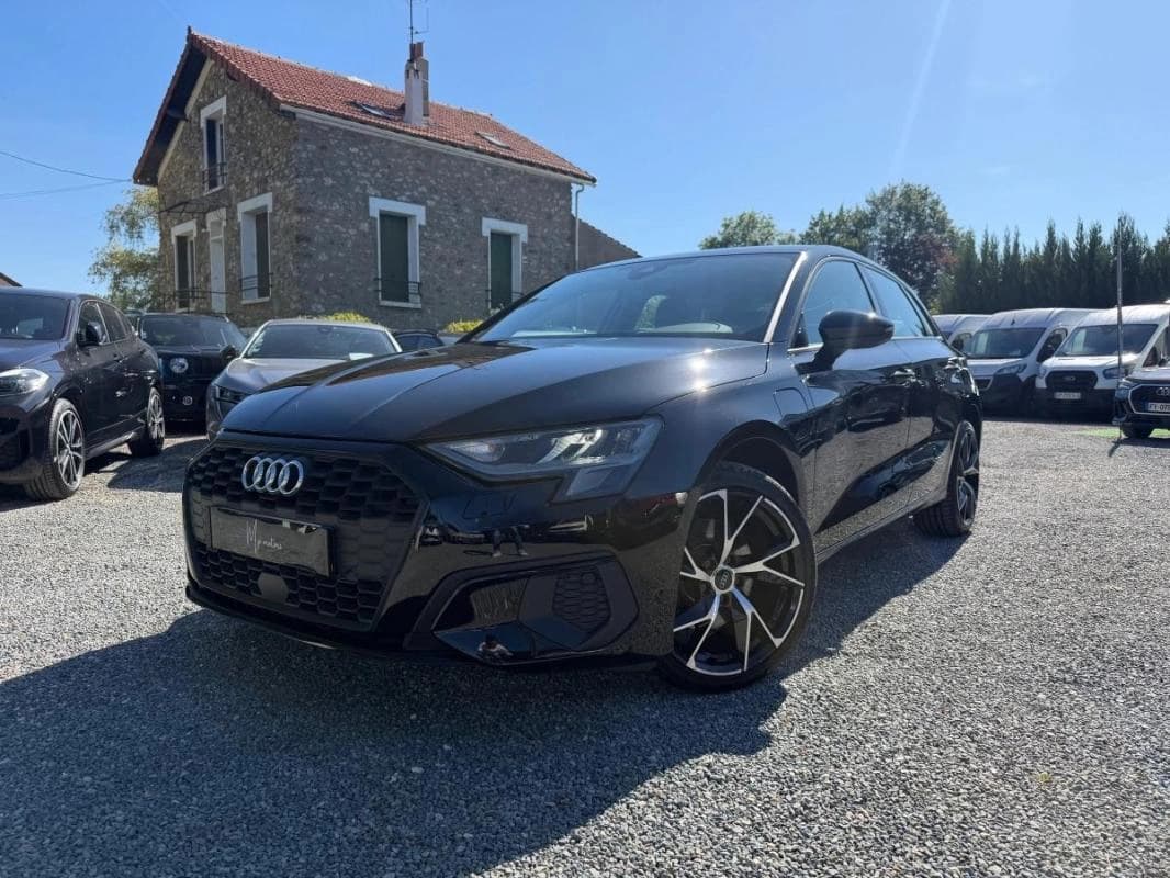 Audi A3 SPORTBACK 40 TFSI - E 204 HYBRID DESIGN S-TRONIC BVA
