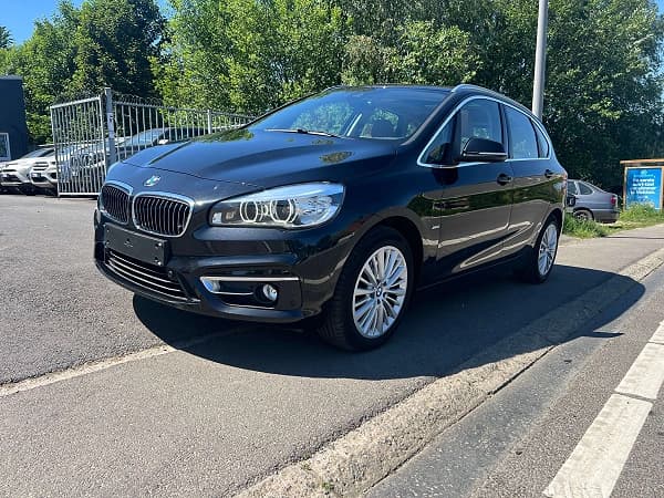 BMW 218 Active Tourer 218iA AUTOMATIQUE FULL OPTIONS CUIR GPS TOIT OUVRANT PANO 82.000Kms GARANTIE CRÉDIT 100%