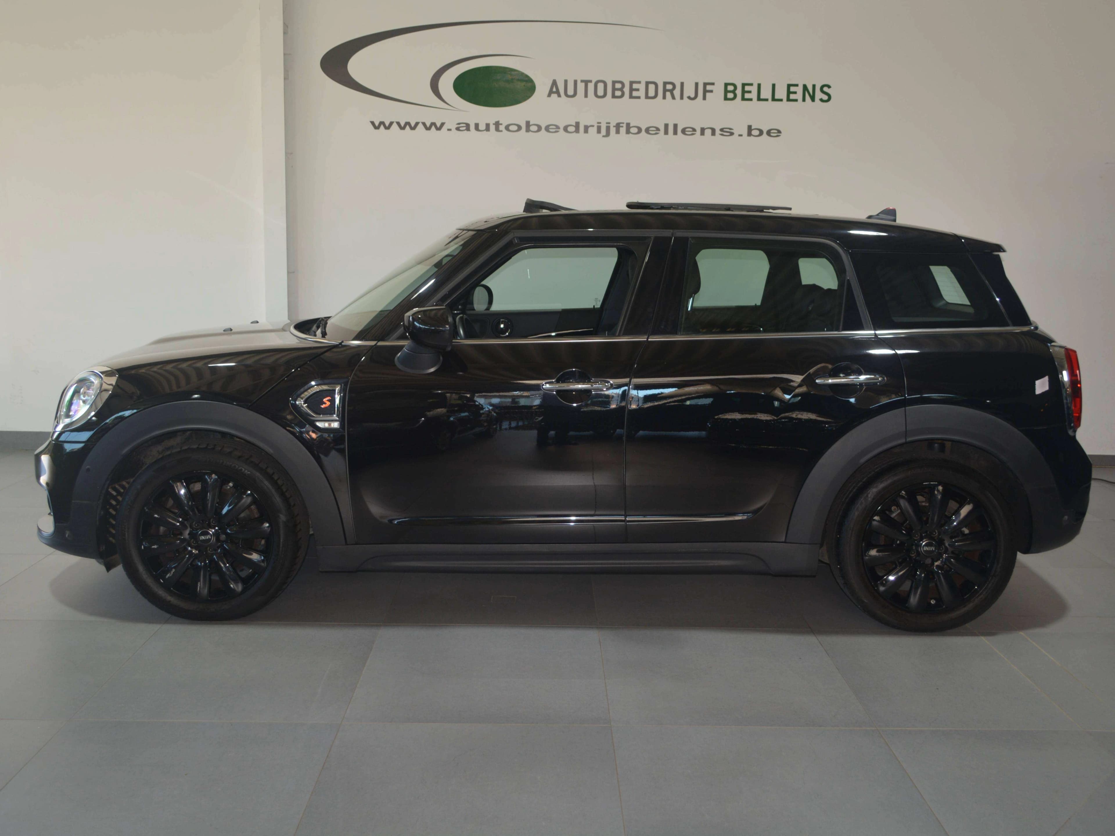MINI Cooper S Countryman Mini Countryman 2.0A Cooper S OPF (EU6d-TEMP)LEDER / NAVI + CAM / PANO/ HARMAN CARDON