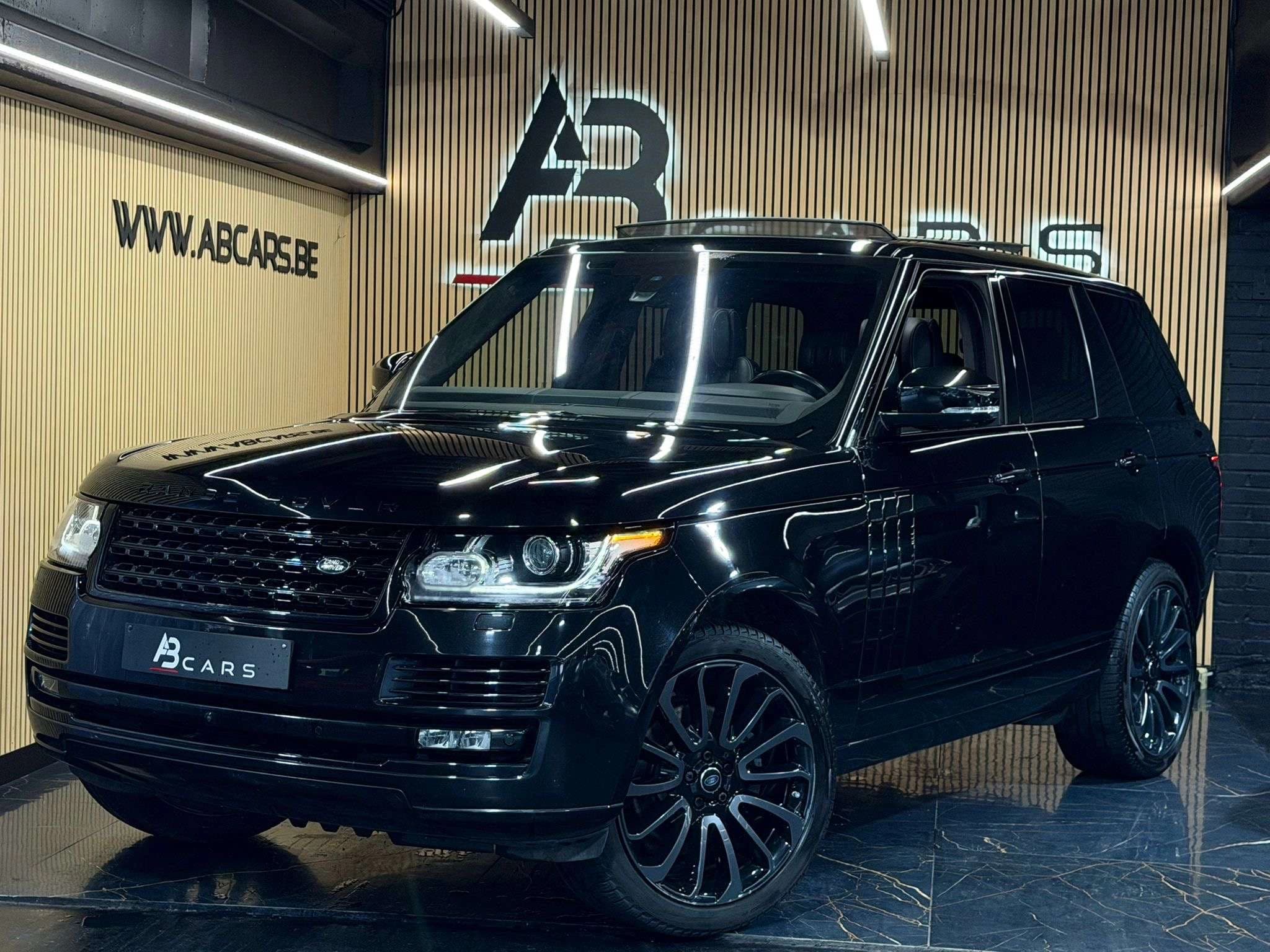 Land Rover Range Rover Range Rover 3.0 TDV6 SVAutobiography * GAR 12 MOIS *