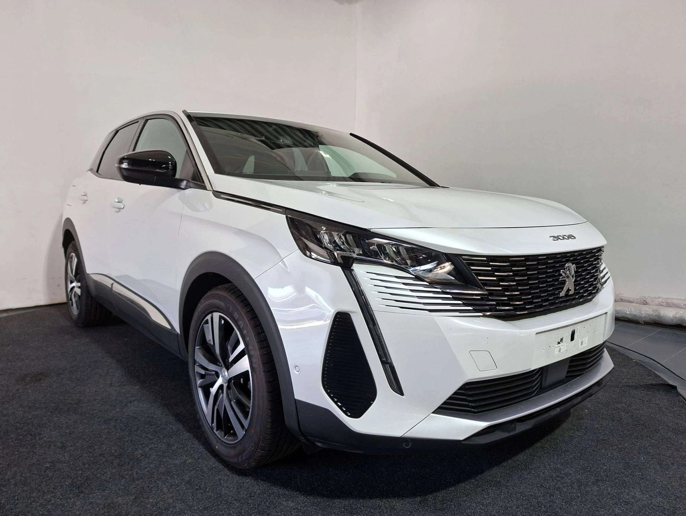 Peugeot 3008 3008 1.5 BlueHDi Allure | Carplay