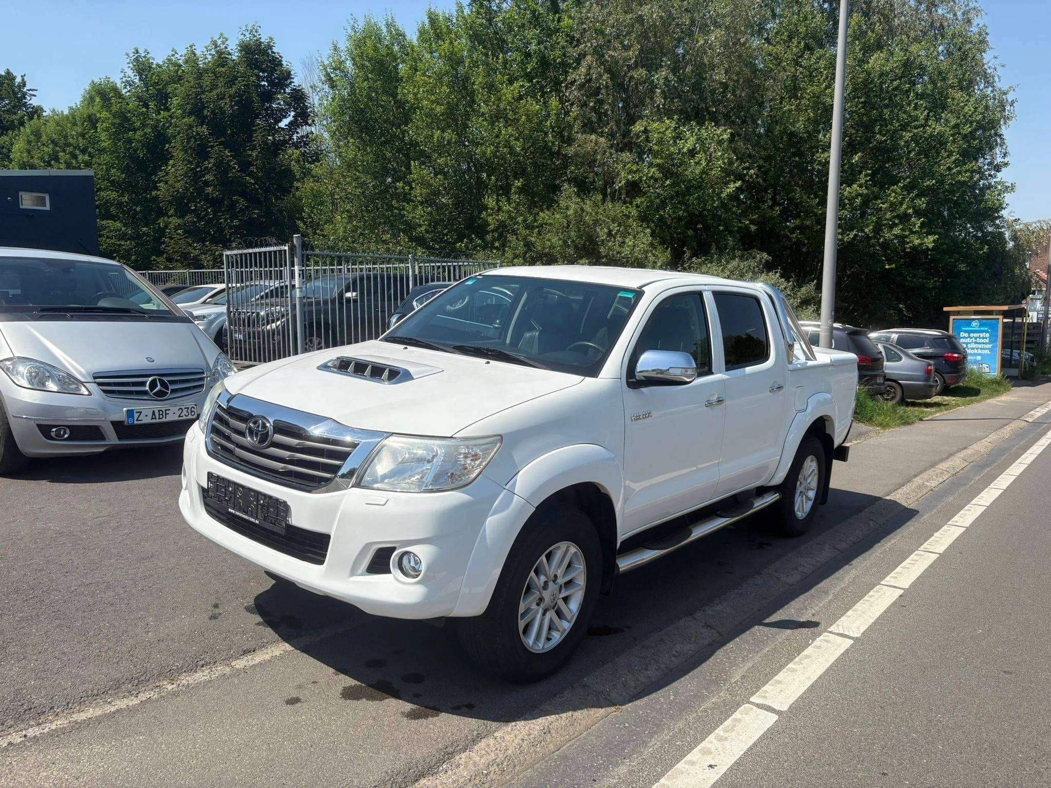 Toyota Hilux 3.0 D BVA Atacama Belge car pass etat neuf