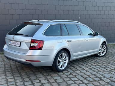 Skoda Octavia Octavia SW 1.6 CR TDi Ambition DSG (EU6.2)
