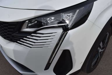Peugeot 5008 1.5 BlueHDi GT Pack EAT8 7PL/Pano/Led ***12M GARANTIE***