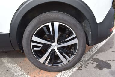 Peugeot 5008 1.5 BlueHDi GT Pack EAT8 7PL/Pano/Led ***12M GARANTIE***