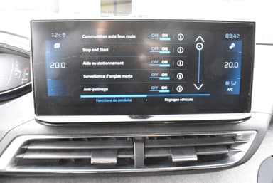 Peugeot 5008 1.5 BlueHDi GT Pack EAT8 7PL/Pano/Led ***12M GARANTIE***