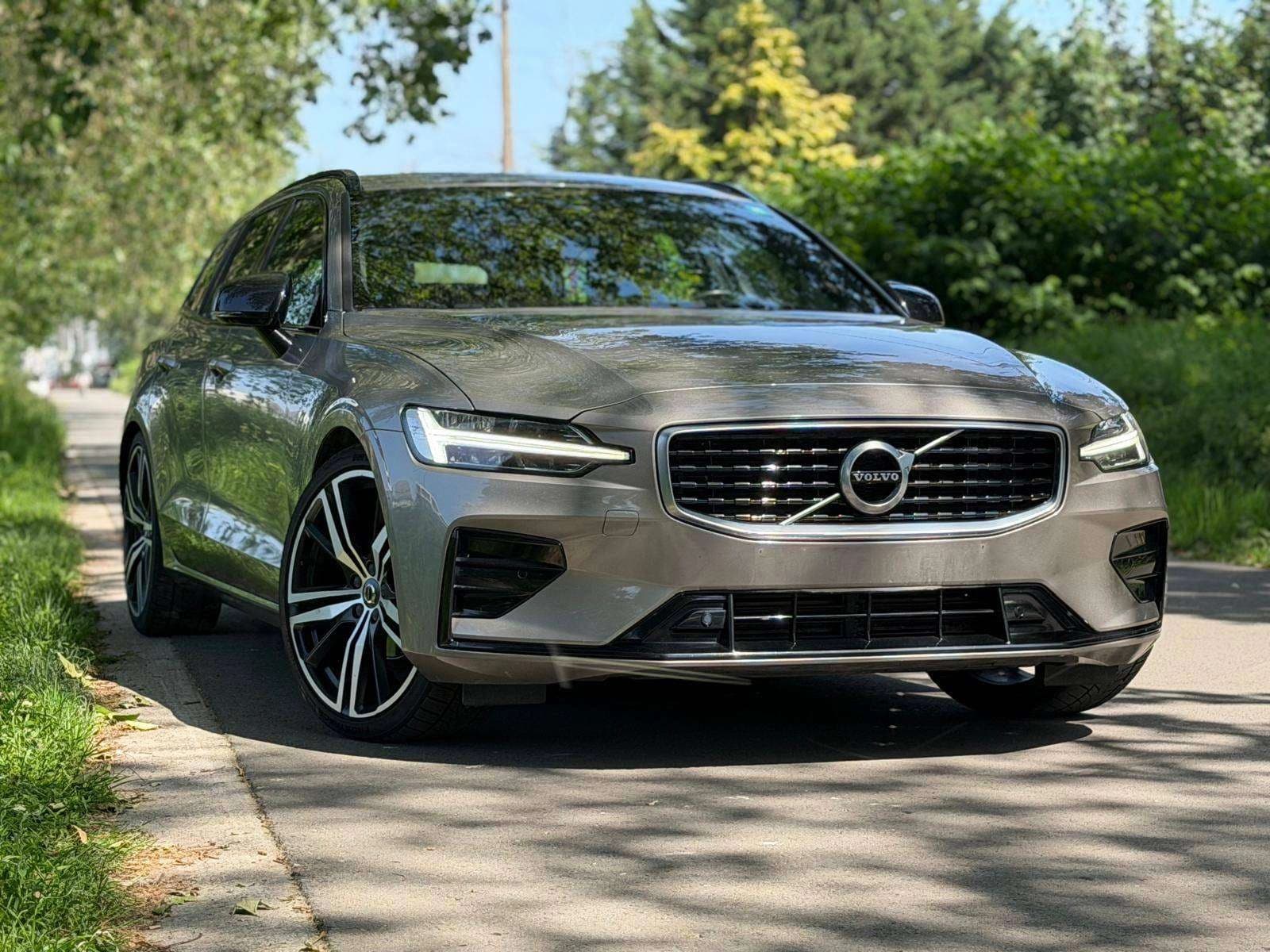 Volvo V60 2.0 D3 R-Design Geartronic