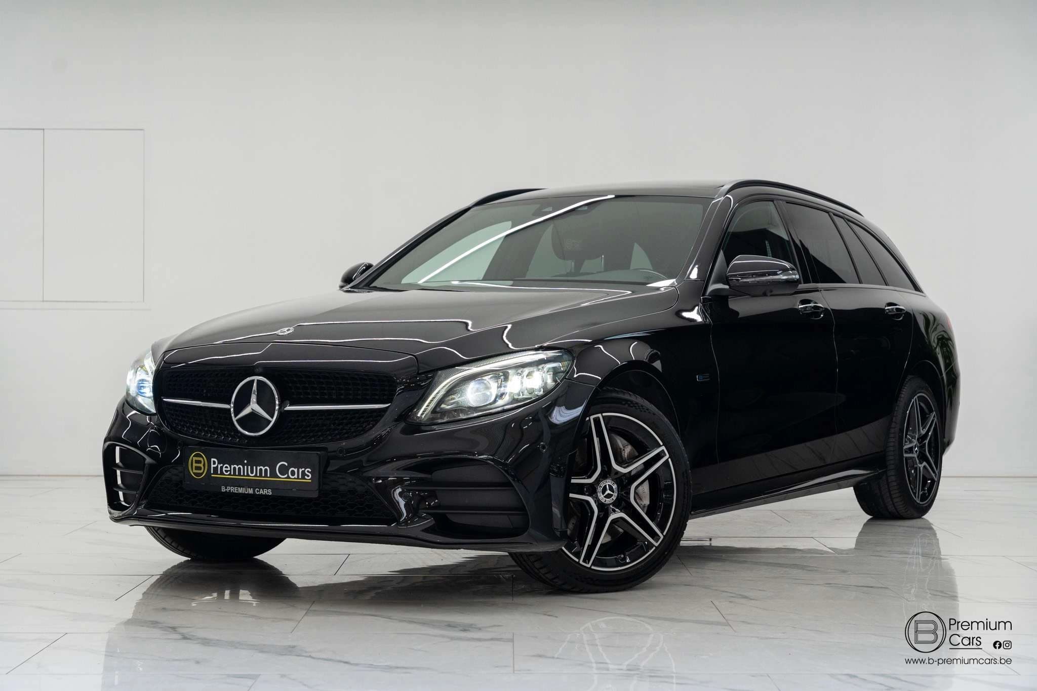 Mercedes-Benz C 300 de break AMG line! Night, Burmester, Sfeer, 360°!