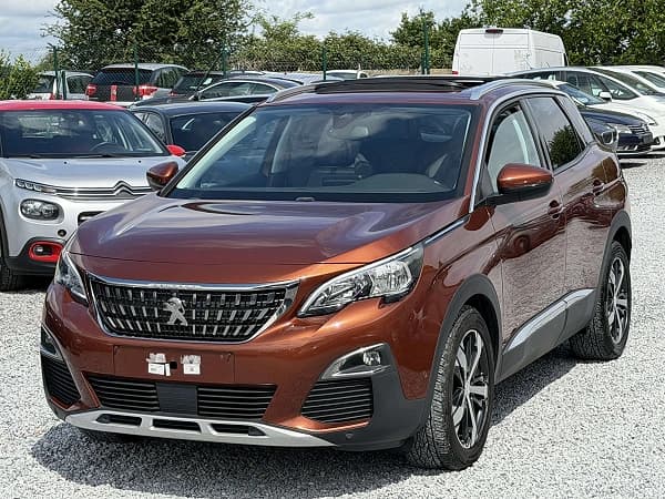 Peugeot 3008 1.5 BlueHDi - Toit Panoramique - Navigation - Camé