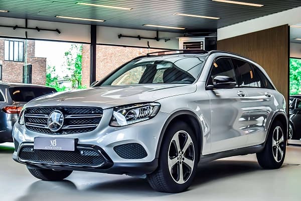 Mercedes-Benz GLC 220 d 4-Matic Exclusive 04/2017 - Pano!
