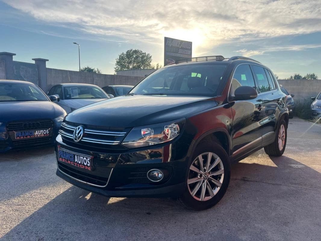 Volkswagen Tiguan 2.0 TDI 140 CH 4 MOTIONS CARAT BOITE AUTOMATIQUE